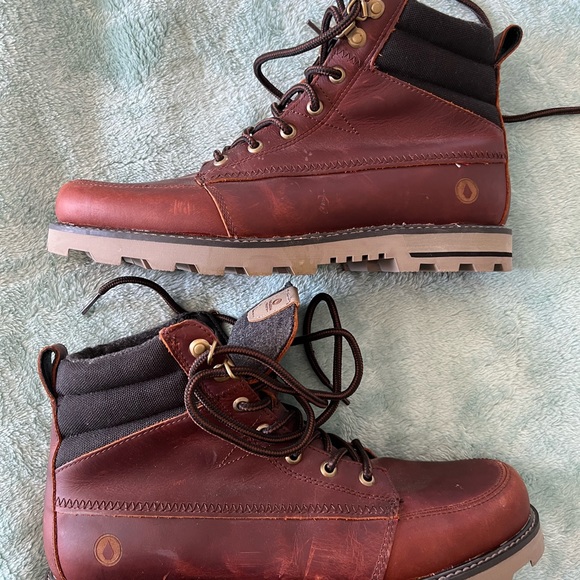 Volcom Men's Sub Zero Winter Boot. Size 10. Color:Burnt Sienna - Picture 5 of 7